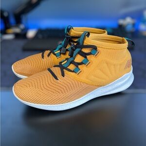 New balance Mens cypher run mid tops